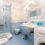 Modern Stefano Appartement Vantacici