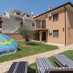 Modern Stefano * Vantacici