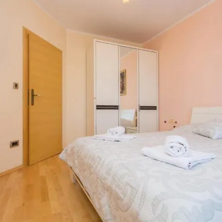 Appartement Modern Stefano